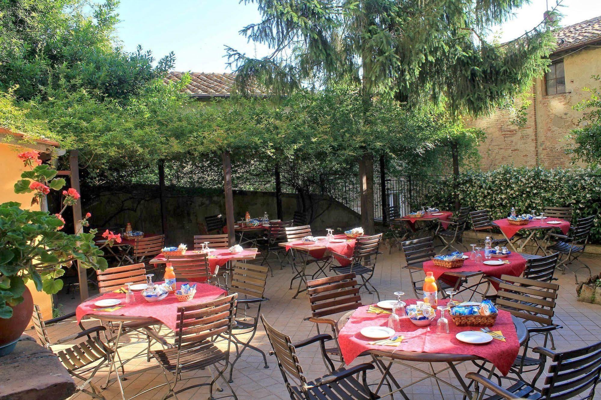 Hôtel La Terrazza Di Montepulciano Stazione Extérieur photo